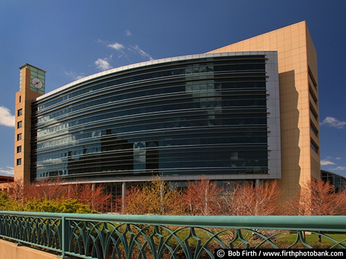 Twin Cities;summer;Mpls;MN;Minnesota;Minneapolis;Federal Reserve Building;daytime;buildings;blue sky
