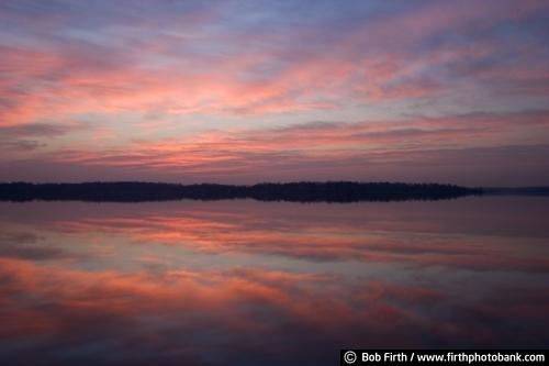 Cooks Bay;destination;dramatic light;Lake Minnetonka;Minnesota;MN;moods;peaceful;sunrises;tourism;twilight;Twin Cities lakes;water;inspirational;clouds;colorful sky;moody